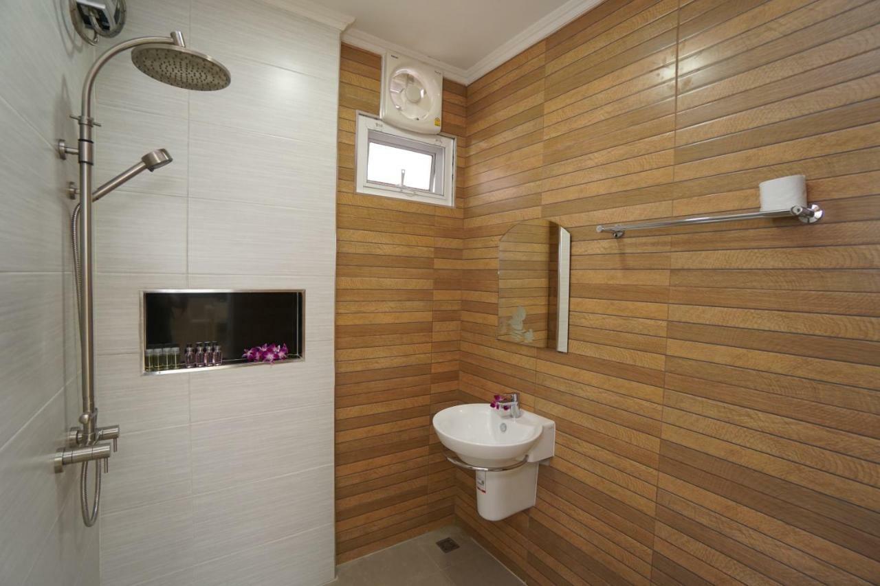 Villa Baan Sasithorn Huahin Extérieur photo